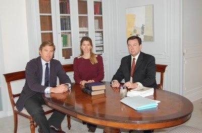 Mauro, Alejandra y Alfonso Cruz-Conde